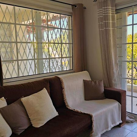 Apartamento One Artemis Near The Sea And The Airport Exterior foto